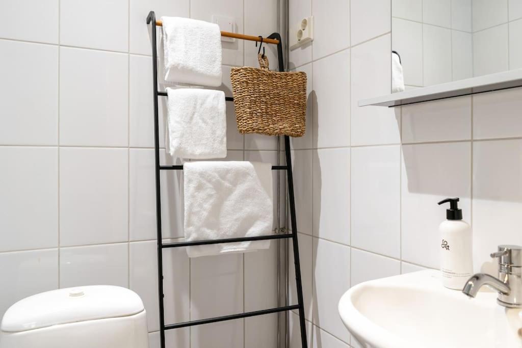 Cozy With Private Sauna Lägenhet